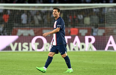 lionel messi stats psg vs angers